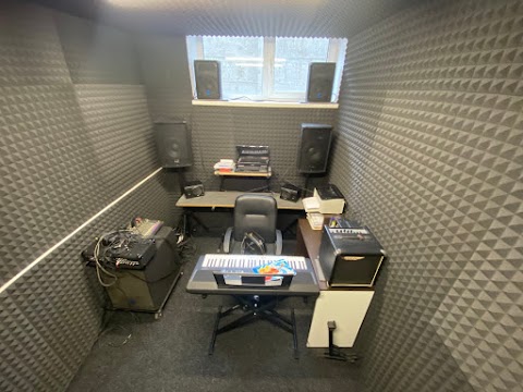 Школа вокала "Qvinta Studio"