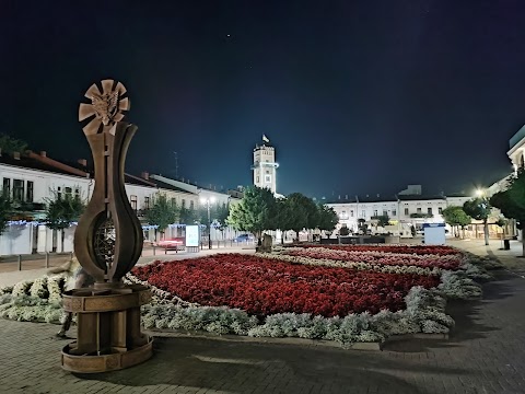 Світло-музичний фонтан "Водограй Любові"