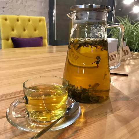 OOLONG TEA BAR