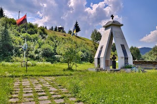 Пам'ятник героям УПА