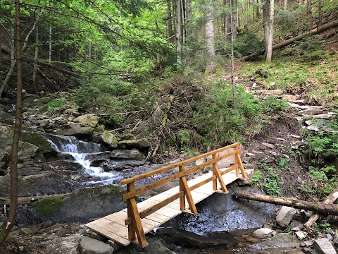 Нарінецький водоспад