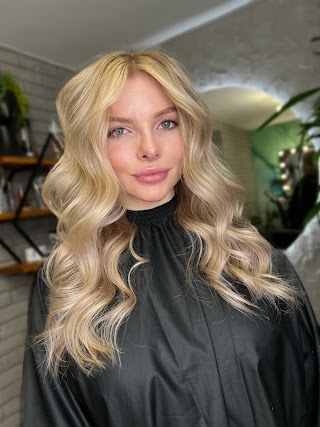 Zoriana Bilyk Hairstylist