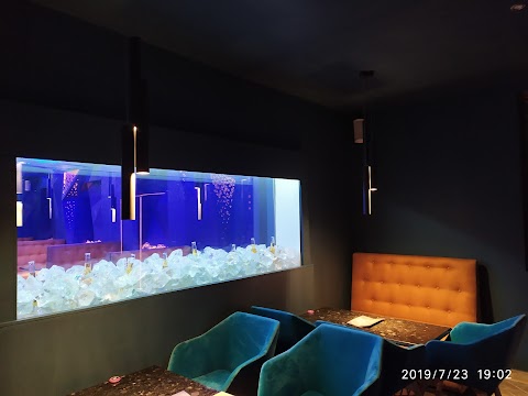 Iceberg lounge bar