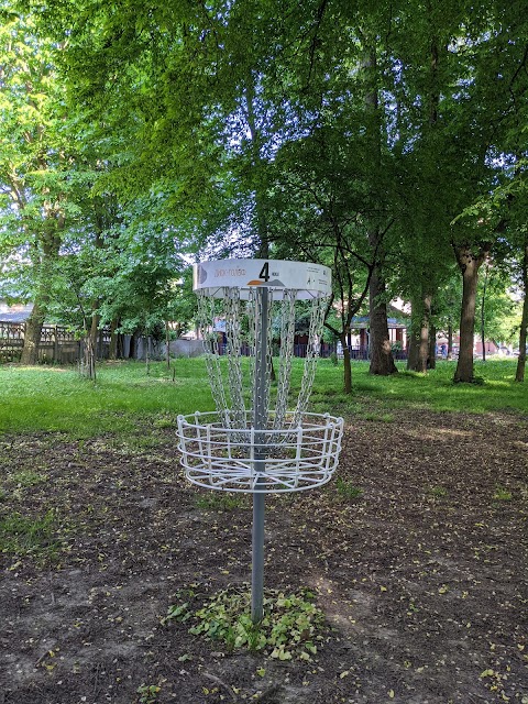 Disc Golf course hole #4