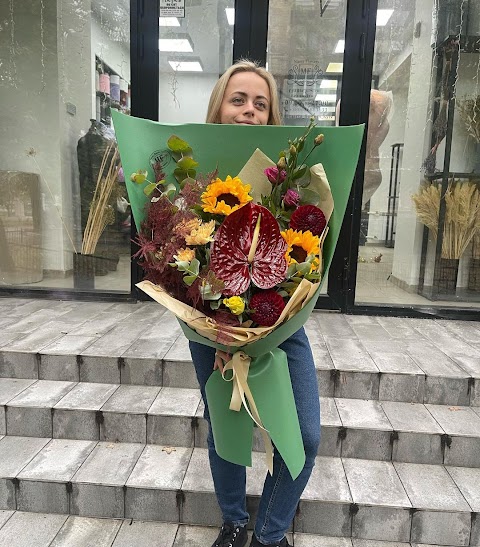 Marta Flowers доставка цветов Киев