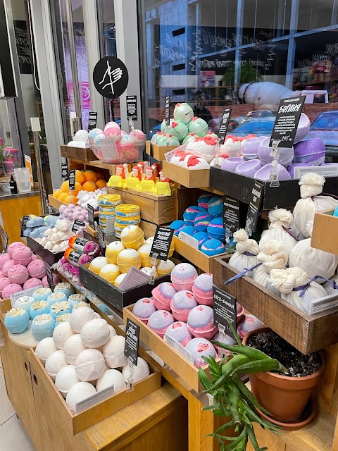 LUSH - свіжа косметика ручної роботи