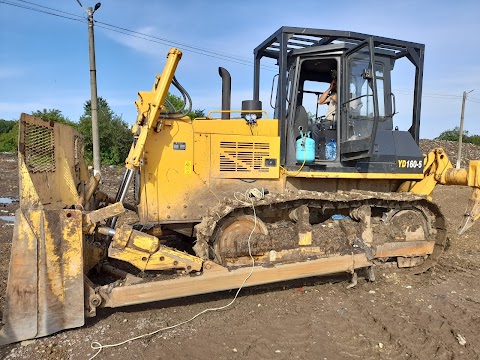 Заправка автокондиціонерів (позаду Епіцентра)