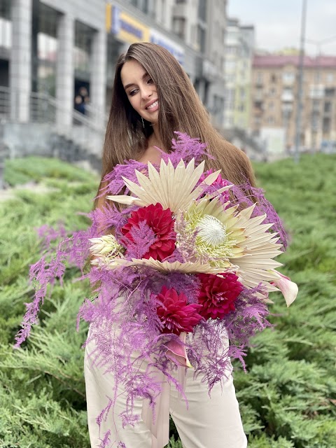 Bart Flower And Decor