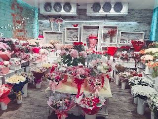 Квіти-Центр весільні букети |квіти& вазони | флористика
