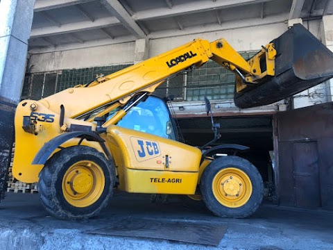 Аренда услуги погрузчика JCB 3CX Чернигов