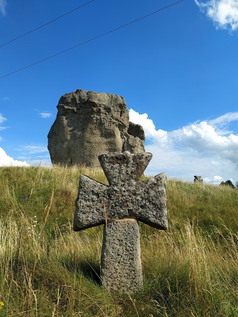 Чортів Камінь