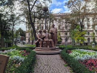 Пам'ятник Руській трійці