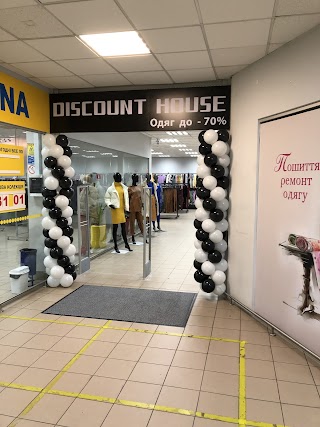 DISCOUNT HOUSE