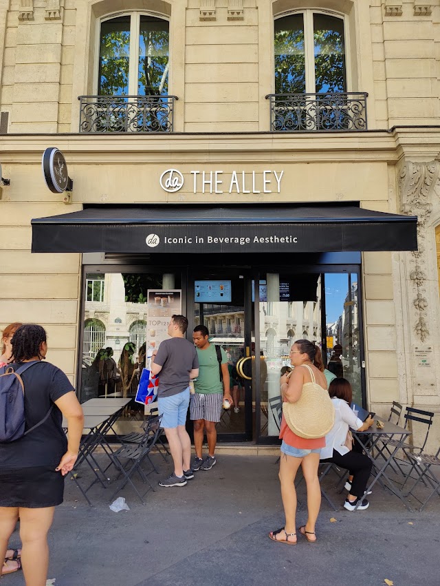 The Alley Haussmann