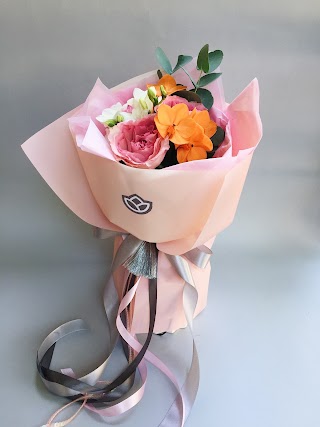 INS FLOWERS