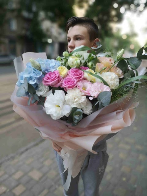 Love is bouquet - Доставка цветов Одесса