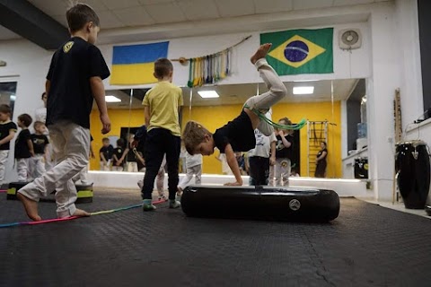 Yerba Capoeira