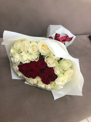 ProFlowers.ua - Доставка квітів Київ