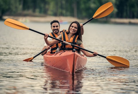 Прокат човнів SUP KAYAK CLUB 4 Storony