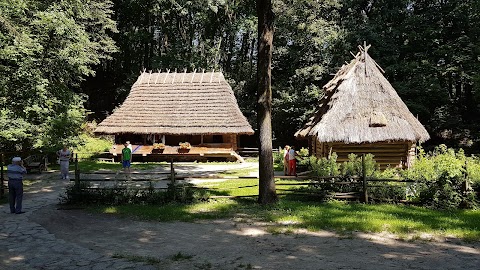 Пам'ятник Тарасові Шевченку