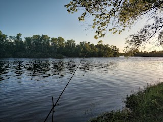 Спортивна база Русанівка КМО УТМР