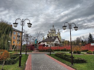 Парк імені Героїв Небесної сотні