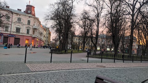 Пам'ятник Руській трійці