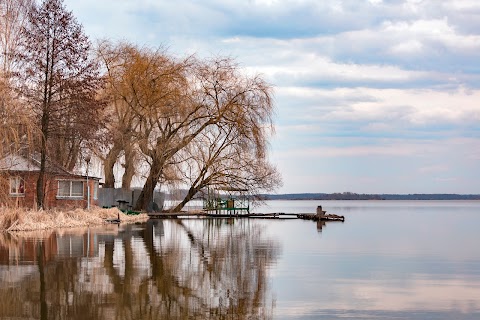 Озеро Петрик, Поселок Рыбачье