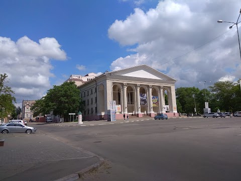 Потьомкінський Сквер