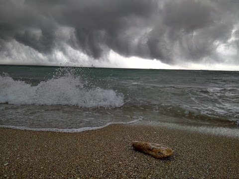 Chaika Beach Пляж Чайка