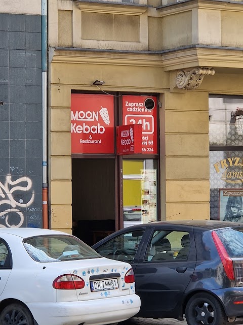 Moon Kebab & Restaurant 24h