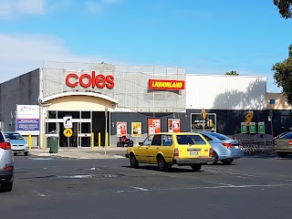 Coles Altona