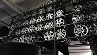 Stock Tire Склад шин б/у шиномонтаж