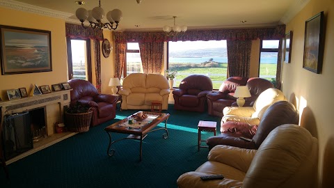 Lakelands Farm House & Self Catering