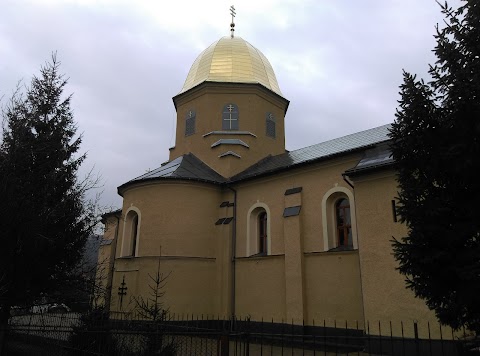 Свято-Михайлівський Храм