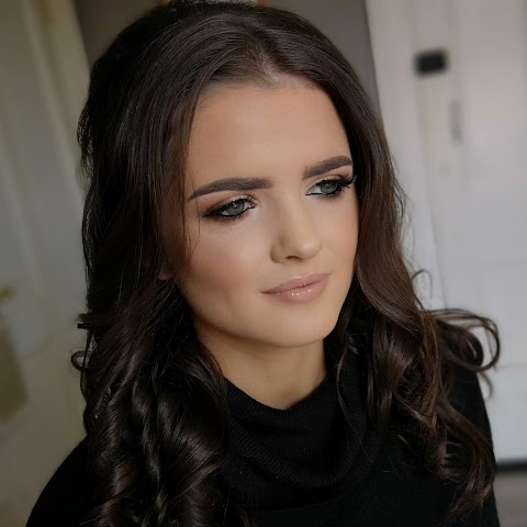 Kylie Mullaney Hair & Make Up