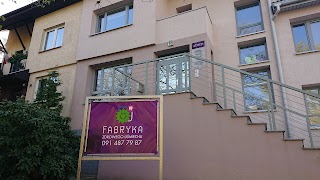 Fabryka Zdrowego Uśmiechu - Izabella Doniec-Zawidzka