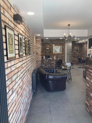 Avantgarde. Salon fryzjerski/Barber. Staroń E.