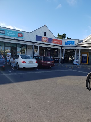 Greenhithe Village Store