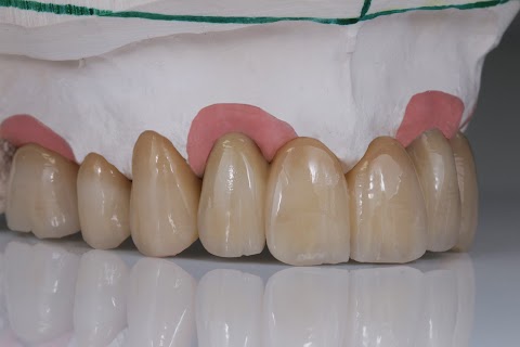 Advanced Dental Aesthetics / Sligo Denture Clinic