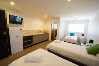 Surf Inn Wollongong Surf Camp