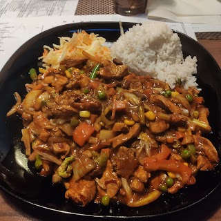 Hot Wok. Restauracja chińska