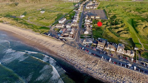 Surf N Stay Strandhill Lodge, House, Surf School