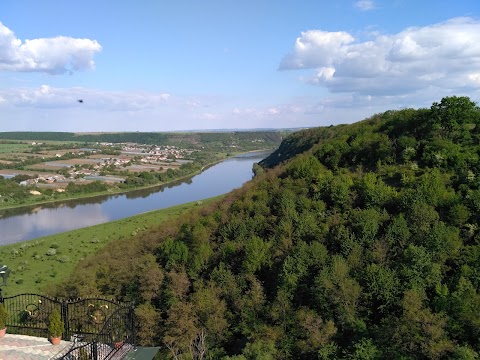 Успенський Кулівецький монастир