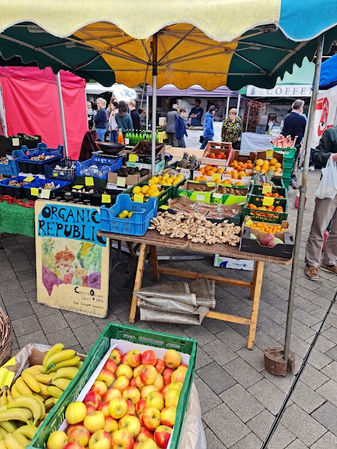 Mahon Point Farmers Market