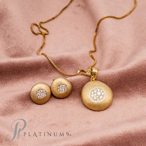 Platinum 9 3/4 Jewellers