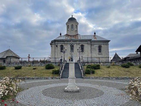 Храм Успіння Пресвятої Богородиці УГКЦ