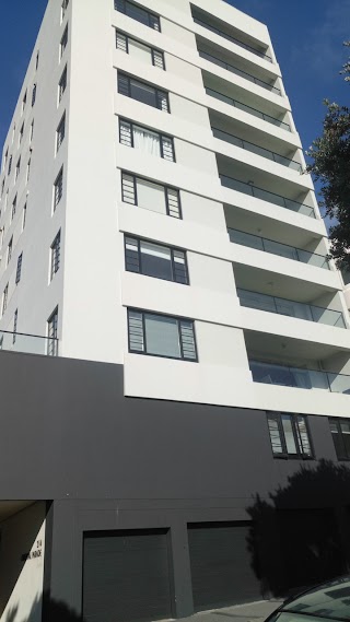 Broadwater Apartments