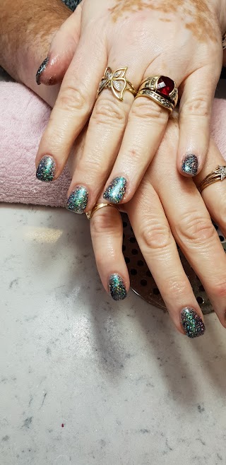 Sensational Divine Nails & Beauty