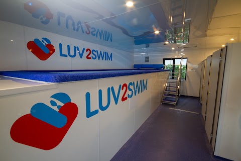 Luv2Swim